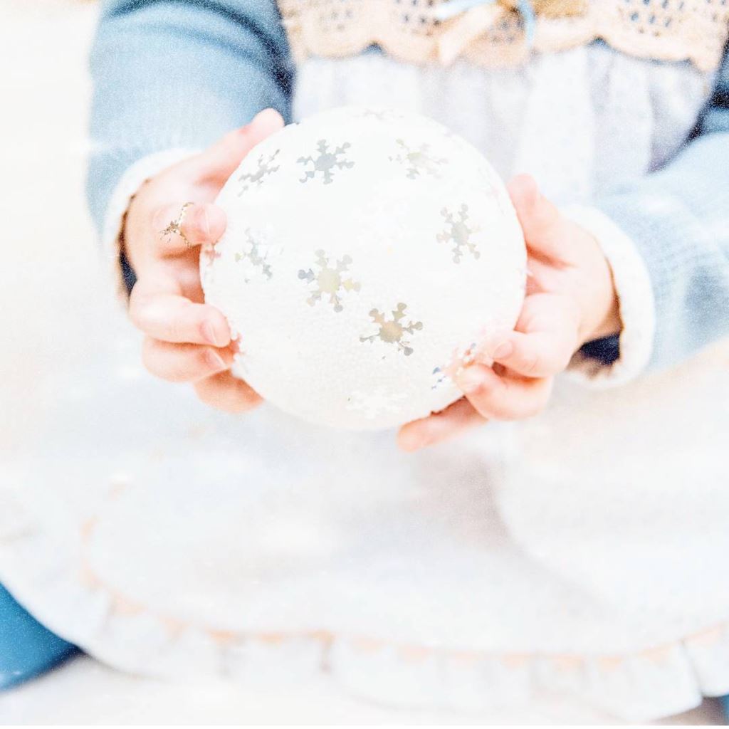 How Mindful Parenting Can Help You Move From Chaos to Connection Over the Holiday Season